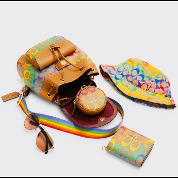 ❤️SOLD❤️Coach Pride mini backpack - Picture 4 of 9